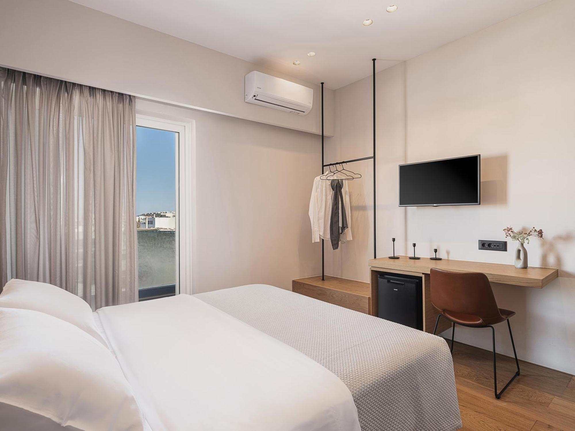 Theofilos City Hotel Chrissi Akti Chania Exterior foto
