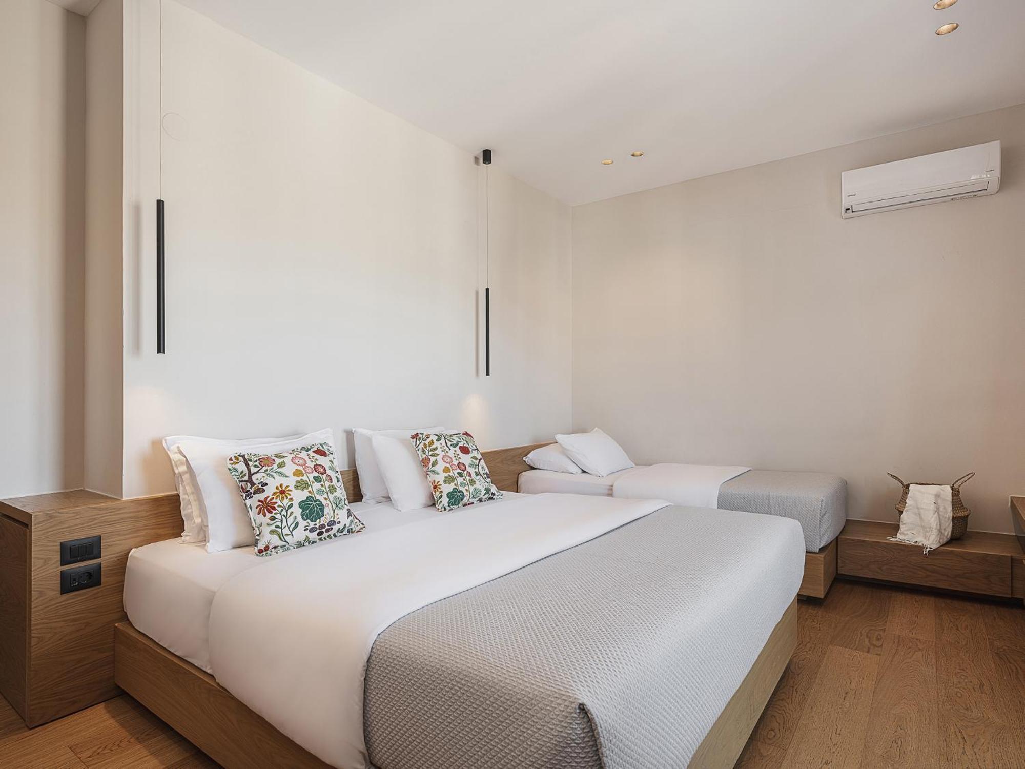 Theofilos City Hotel Chrissi Akti Chania Exterior foto