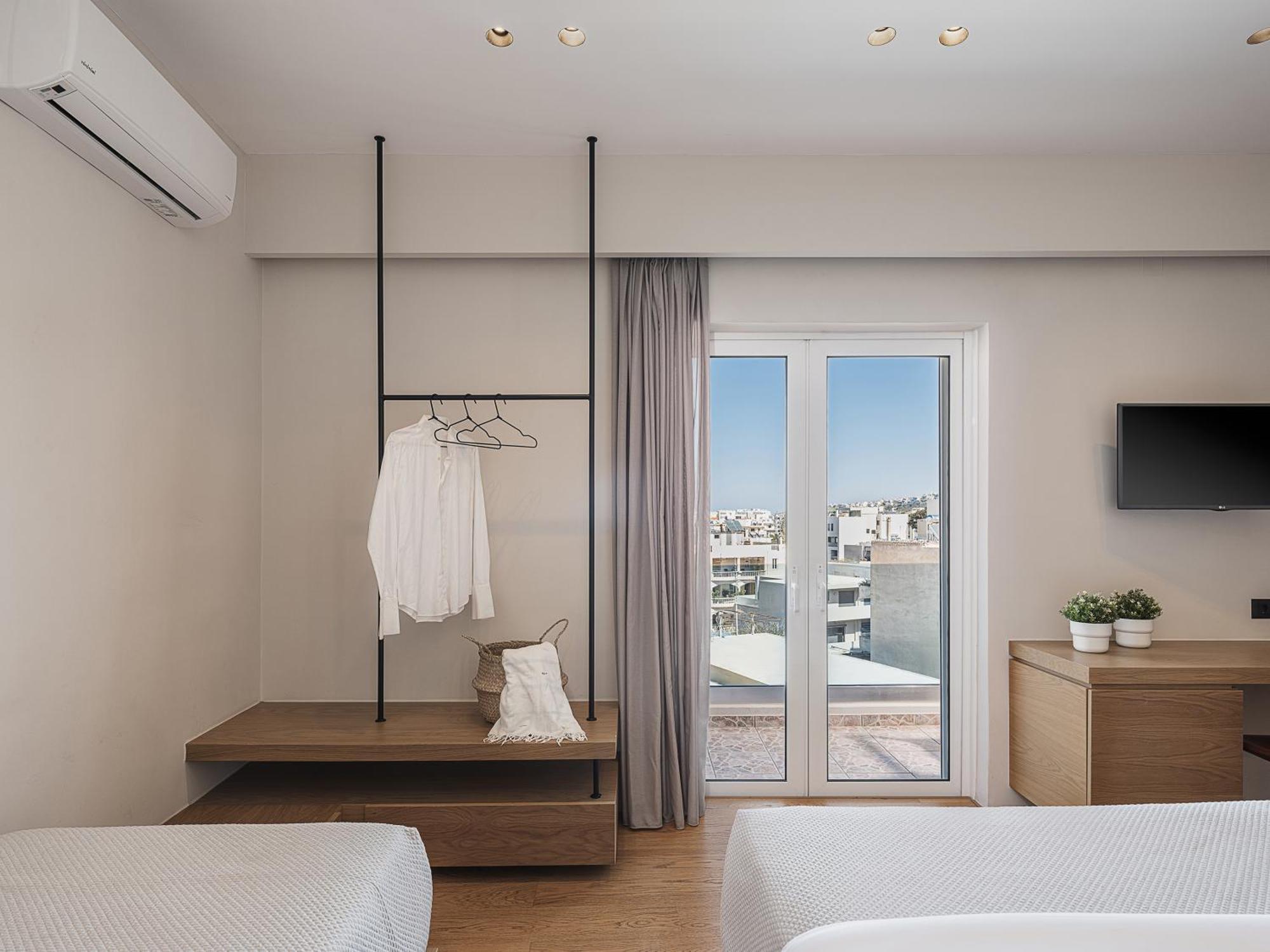 Theofilos City Hotel Chrissi Akti Chania Exterior foto