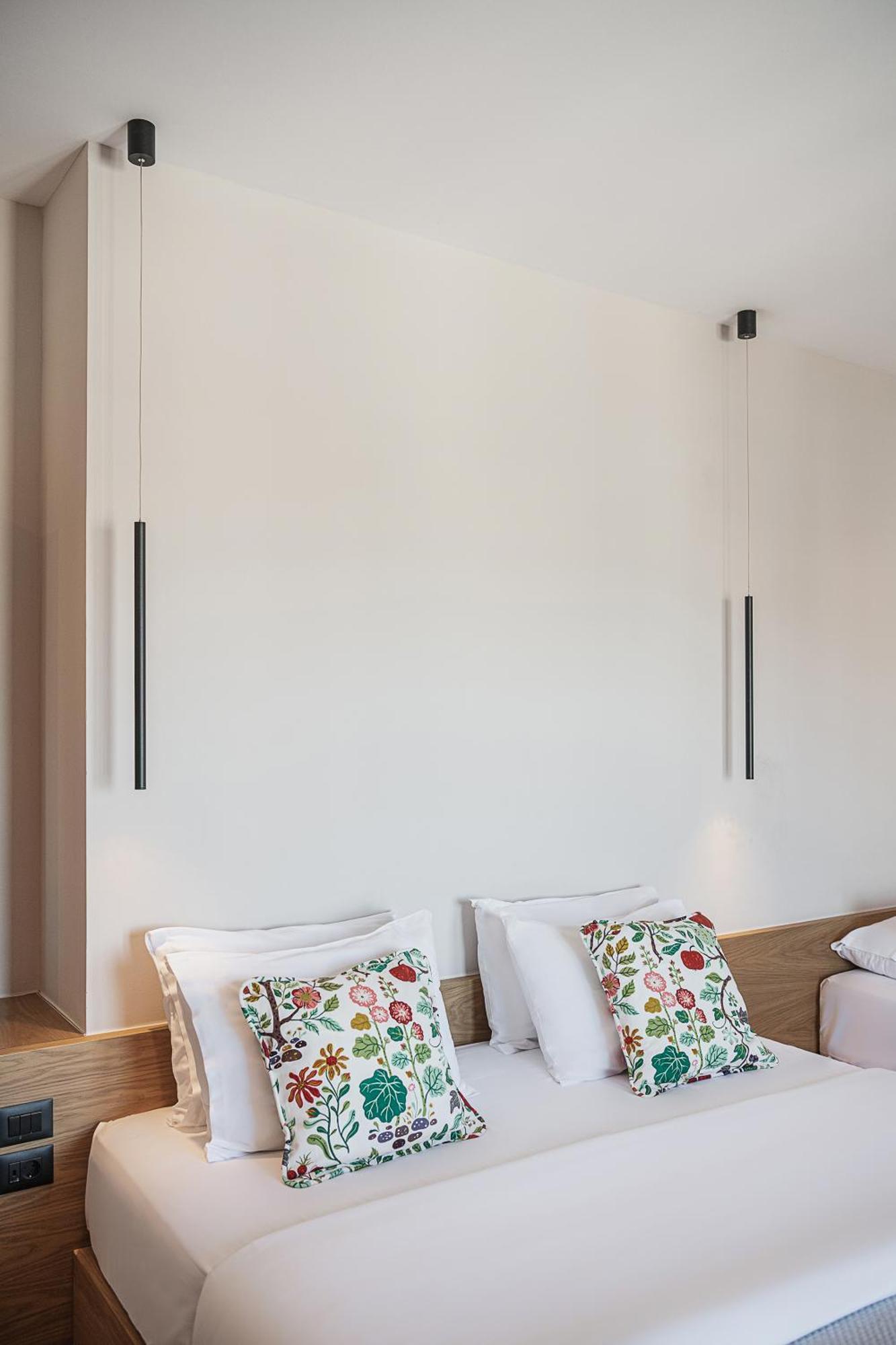 Theofilos City Hotel Chrissi Akti Chania Exterior foto